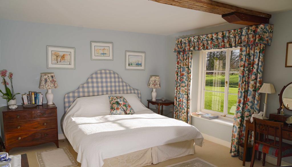 Bed and Breakfast Coxley House Вэллс Экстерьер фото