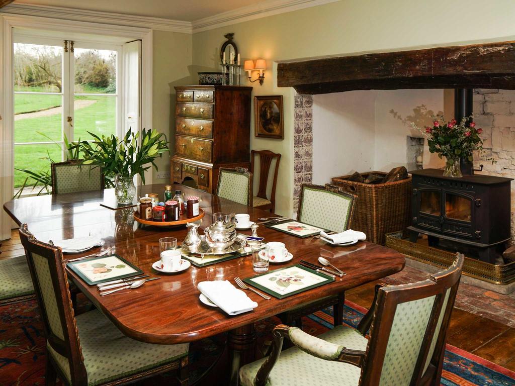 Bed and Breakfast Coxley House Вэллс Экстерьер фото